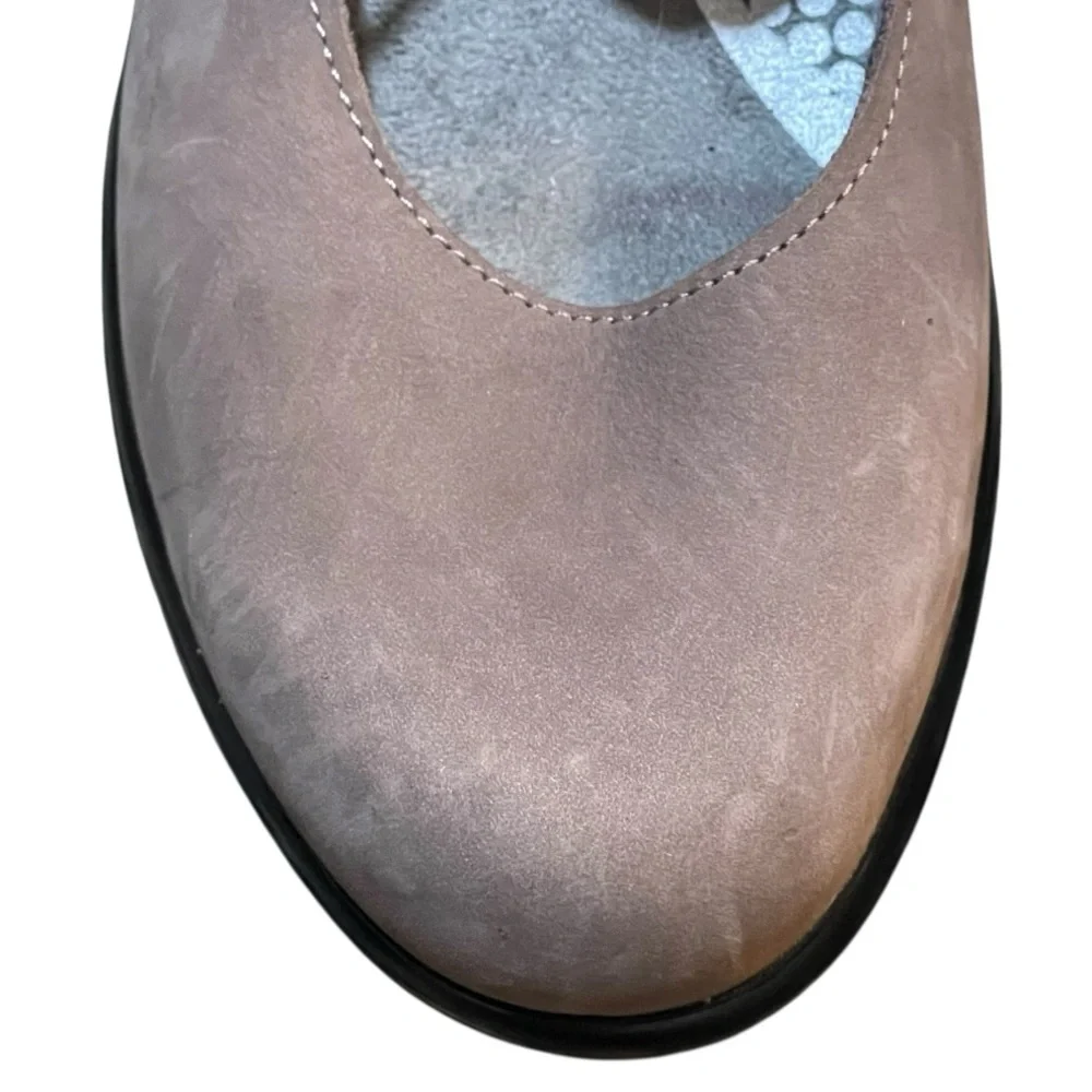 Naot Mary Jane Alisio Two Tone Lace Up Nubuck Suede Shoes. 37‎ / US 6-6.5